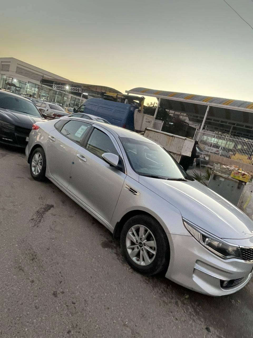 كيا اوبتمه k5 موديل 2018 سياره جاهزه من كل شي تبريد قطعتين تدفئه كشنات جلت صاحب الشرعي بلموصل كابون بانزين محرك 20 دوش السعر 155 بيها مجال قليل للاستفسار ***********
