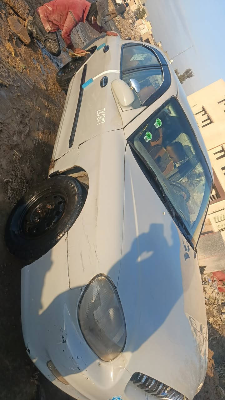 سوناته ٢٠٠١
مصبوغه عام 

كير مكينه كفاله 

صدر امامي خلفي بل كارتونه 

تخم تاير 

كهربائية كلهه شغاله 

شاشه وسستم صوت 
مابيهه نقص 
السعر  ٣٥وبيهه مجال
عنوان ابو غريب الشهداء 

تلفون ***********
