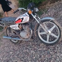 موطور للبيع شغال شرط هندر واحد موديل ٢١ معمر جديد ما عايزو شي للاتصال ...