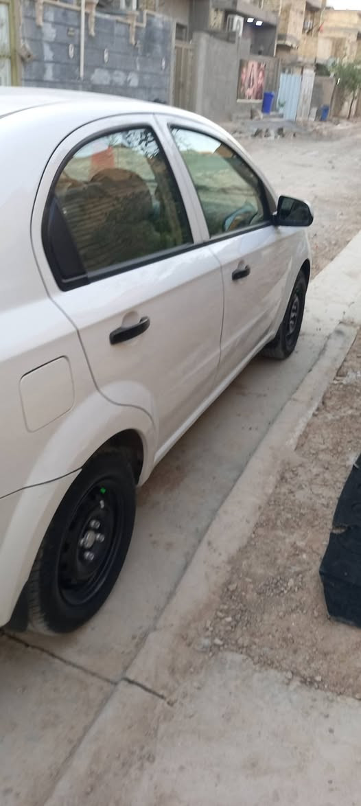 السلام عليكم 
افيو موديل ٢٠١١ الشركة العامة محرك مفتوح رقم بغداد انكليزي بأسمي بدون صبغ مكينةوكير وتبريد جديد للإستفسار أكثر الاتصال بالرقم ***********
السعر ٧٥ ورقة العنوان بغداد بغداد, العراق
