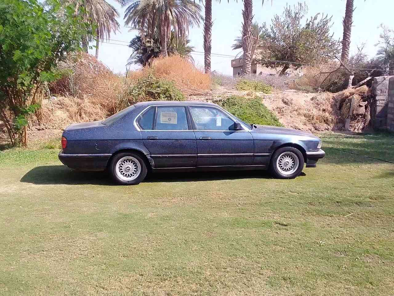 اسلام عليكم ورحمت الله بيم حجم 735 رقم بغداد نكليزي بسمي محرك 35 مفتوح كير تخم تاير كهربايات كلها تمام مصبوغه عام  مكفوله من كص اوضربه سياره مابيها نقص لبيع او مراوس السعر35 رقم*********** بي واتساب
