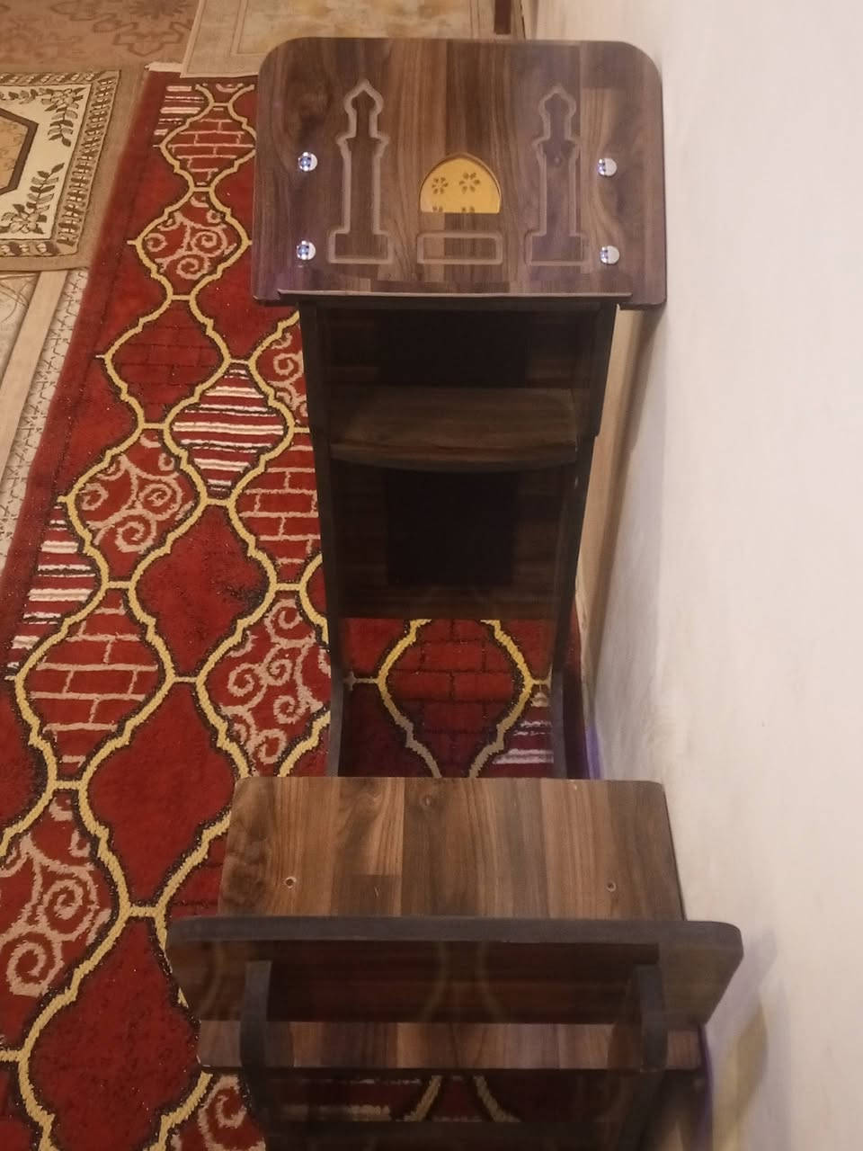 كرسي صلاة للبيع السعر 45 ويه التوصيل احسن نوعيه بل سوك ***********
