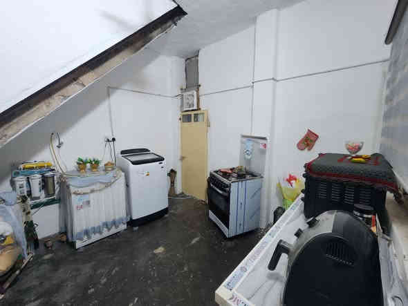 مشتمل للبيـــــع في قادسية الثانية 👇 نظيف 👇
✅ مساحة 98 م
✅ شارع 8 قريب ع حديقة
✅ مشتمل طابق واحد
✅ طابو صرف - مناصفة

🔥 السعر 65 مليون بي مجال

للأستفسار أكثر 
*********** متوفر واتس 
مكتب التميز للعقار في قادسية الثانية قرب الحوراء
