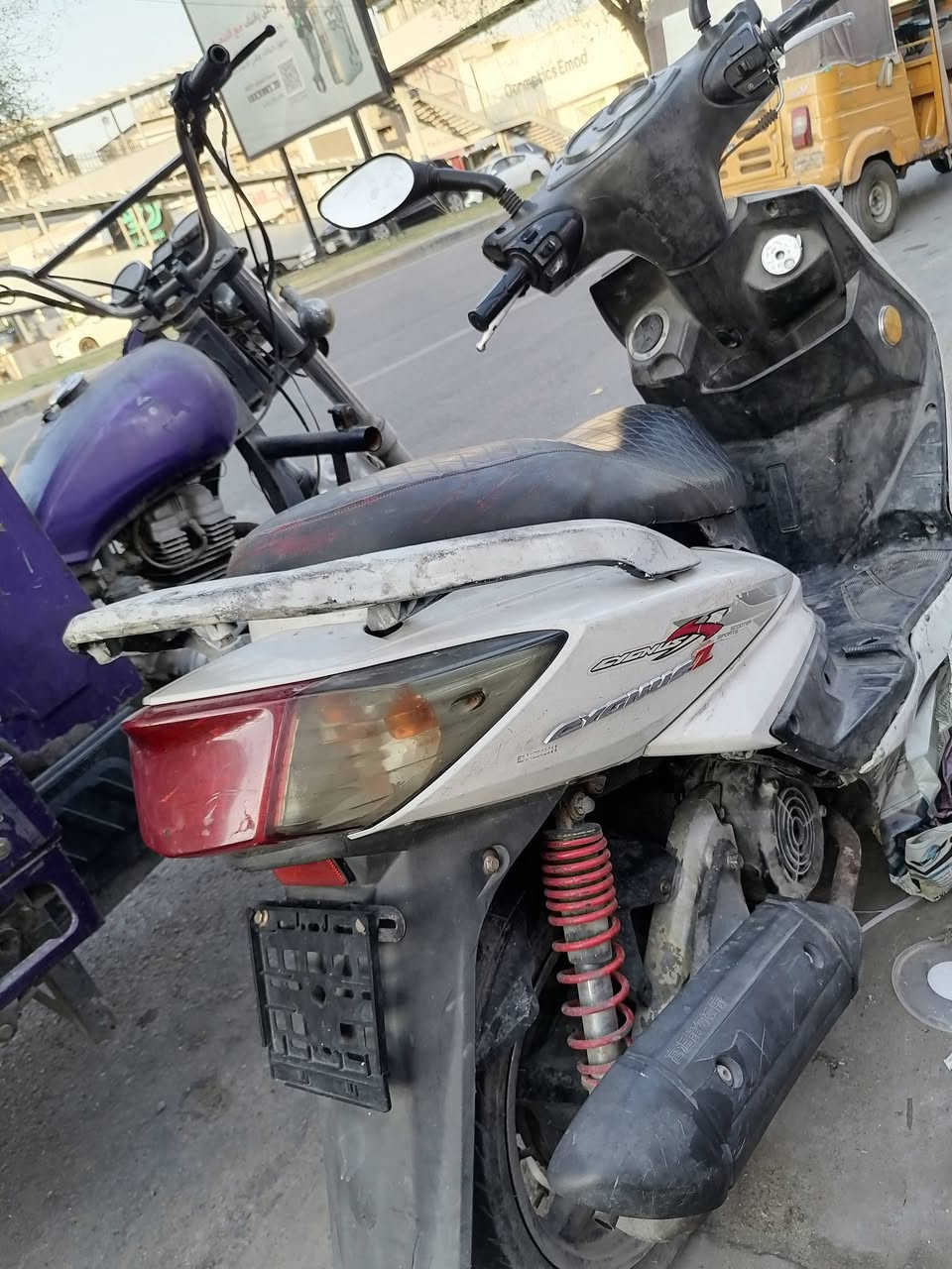 السلام عليكم سكنس فحل كابريتر شلعة معدل جيب فيتر وافحص كلشي شغال سلف وهندر وكهربائيات كلها شغالة مكان شارع فلسطين السعر ٦٥٠ الاتصال ***********
