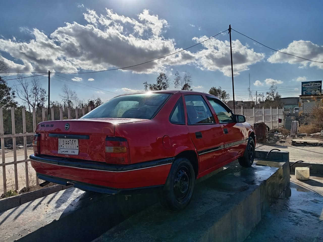 السلام عليكم بيع سياره اوبر موديل 92 رقم بغداد محرك 1800 سعر 33 ورقه بمجال مكان نجف اشرف رقم ***********+***********
