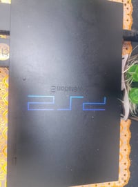 بلايستيشن ٢ • ٦٠ لعبه • ٢ يدات شغالات