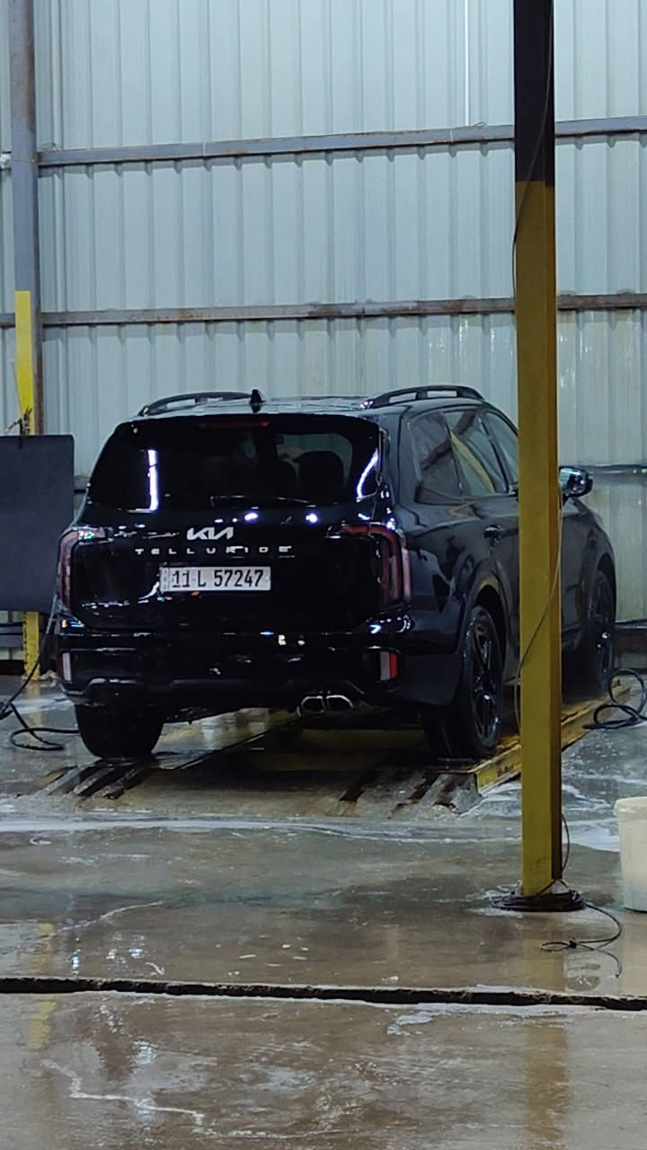 سلام عليكم
تلرايد 24 برستيج اكس لاين بدون حادث تقرير غرق.مياه  فيضان كل عطل مابيها انطي بل ضمان ولا رساله عطل 
الون اسود مغلفه PPF طافي 
الداخل مشمشي 
المواصفات فول 
الرقم بغداد بأسمي مكان السياره ذي قار 
ماشيه 38 الف كيلو متر 
السعر. 350 نهايتها بس التغليف 17 وبي وصل وضمان 12 سنه 
للاستفسار ***********
 السياره مكفوله وبيها سونار قبل التغليف 
ابيع على الفحص وانطيك ضمان بيها
