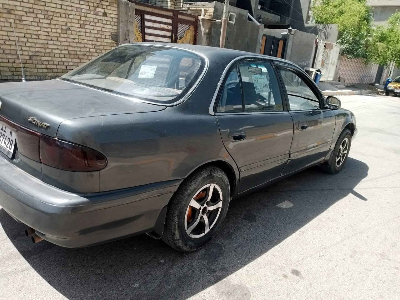 هيونداي سوناتا موديل 1995
✔ سيارة حلوة ومرتبة وجاهزة، 
✔ كير أوتوماتيك 
✔ محرك بيه دخان شيء بسيط جداً  
✔ حدادية كاملة أمامية وخلفية وتخم تاير 
✔ رقم  جديد بغداد باسمي 
سعر 43 وبيه مجال بسيط 
***********
