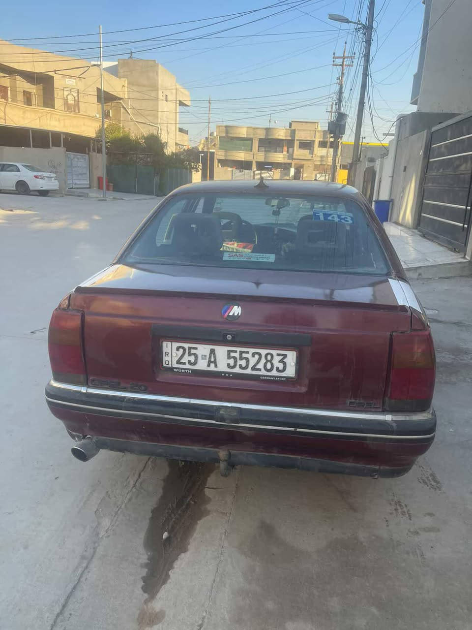 للبيع اوبل اوميكا  حجم 20 موديل 1993 رقم كركوك انكليزي سنويه مشروع وطني لل2030 شرط التحويل والغرامات كير ومحرك بلشرط
سياره واكع على سقفه بلوك وبي معجون شويه كير عادي بطاقه بانزبن  كهربائيات شغاله مسجل وسمعات باتري جديد  كهربائيات شغاله سلايت لايتات جديد السياره نضيفه 
يرهم مراوس حسب قناعه
عنوان السياره في كركوك السعر 32 ومجال قليل
*********** كركوك, العراق
