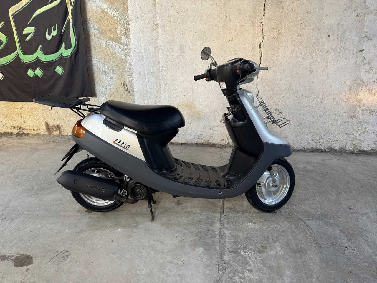 سلام عليكم دراجه بتره للبيع فحل خطين بس مو قفل اكسن صارله اقل شهرين من طلعه حاويه جديده كلش كل نقص مابيه مكاني ناصريه سومر شراي راسني وبيك خير تدلل ***********
