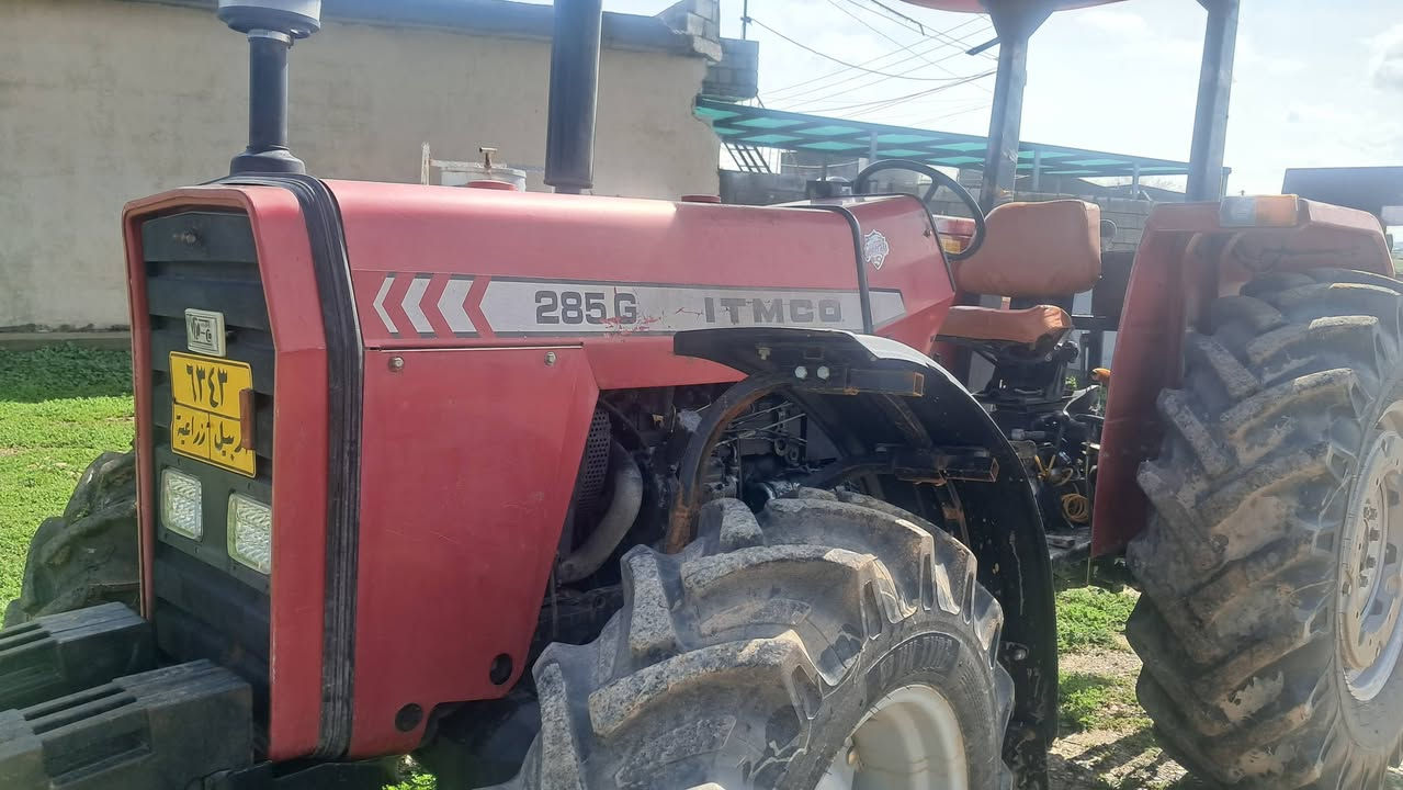 سڵاوئەم تراکتۆرەم هەیەبۆفرۆشتن مۆدیل 2012خۆم کردوە مەتەوەدەبڵ اکسل هە مووگیای بەشەرت ***********
