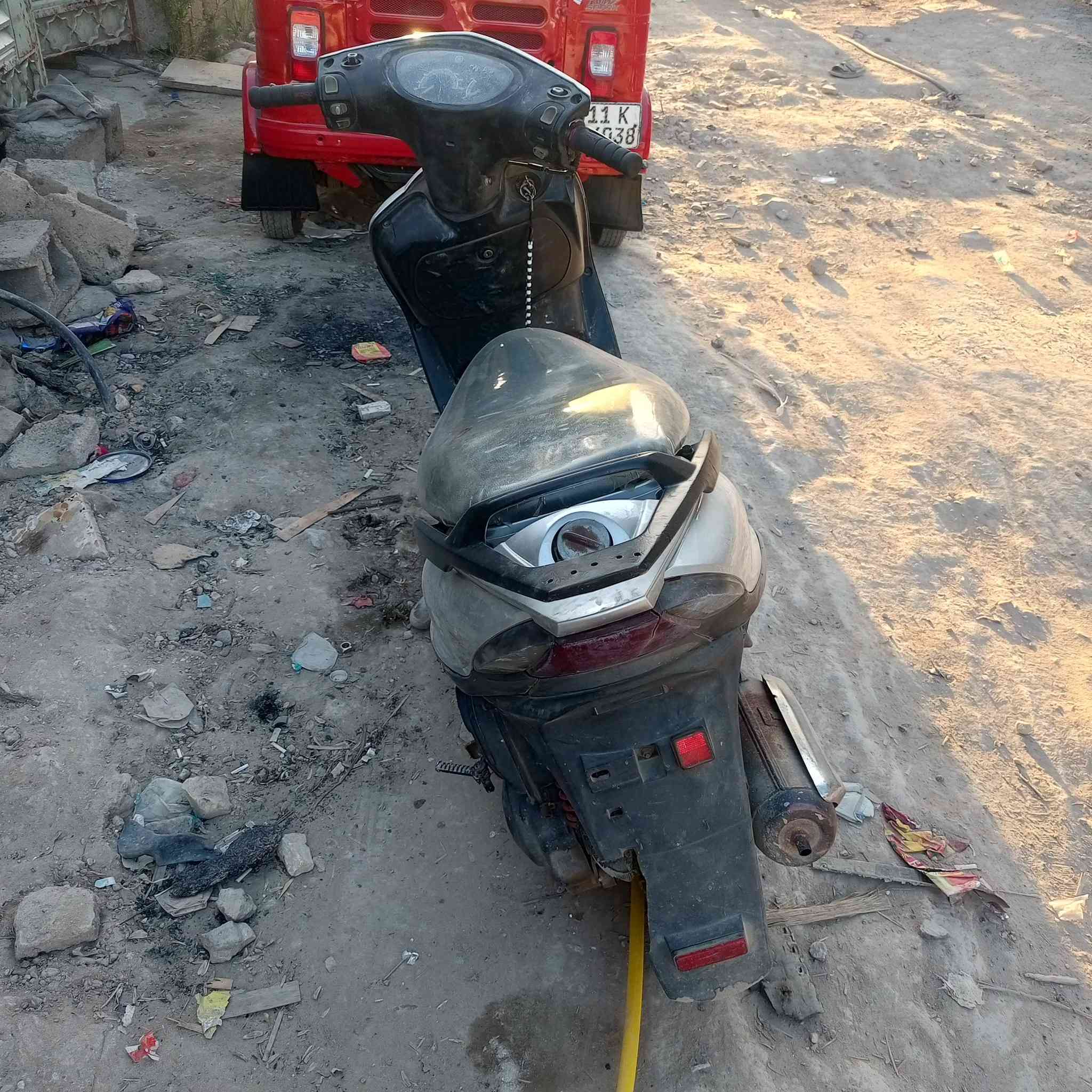 السلام عليكم دراجه ماكس للبيع السعر 400 وبيها مجال مكاني غزاليه والشراي يتصل واتساب فقط ***********
