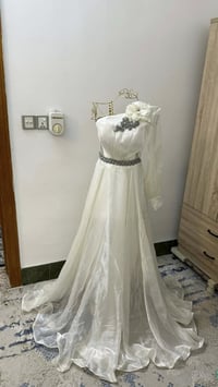 فستان • جديد • قياس٣٨