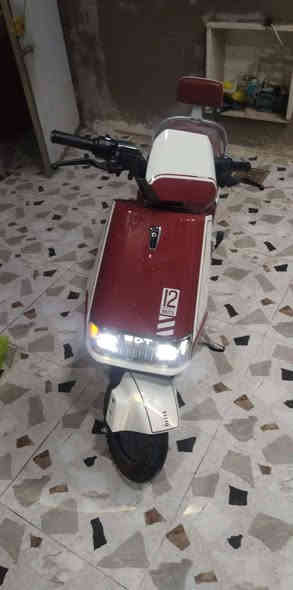 سلام عليكم اخواني دراجه للبيع جديده مستعمل قليل سرعة 63 سته بطاريات سعرها ٦٠٠ الف بيها مجال للطيبين *********** كركوك
