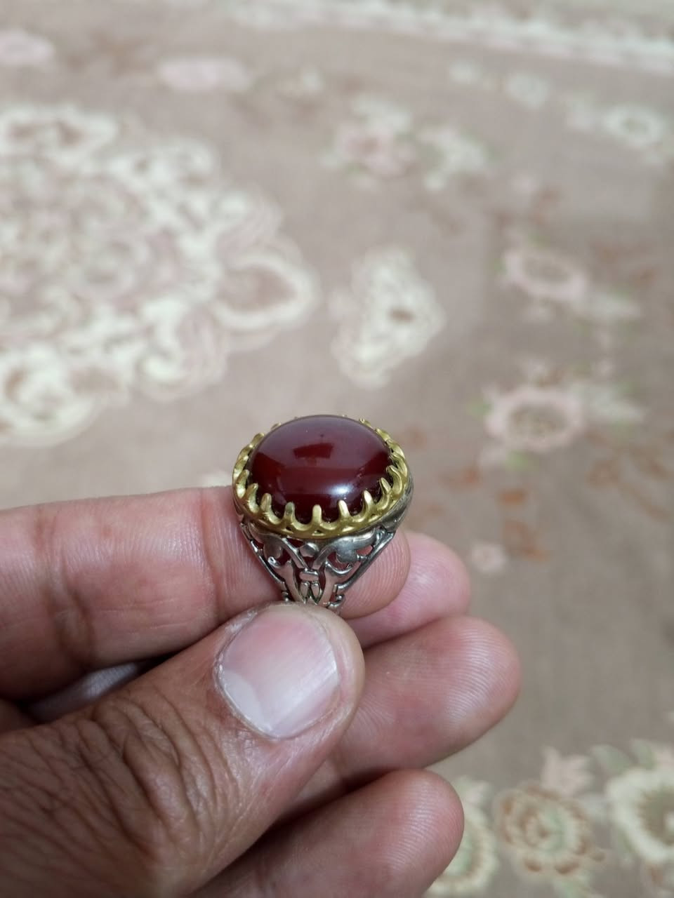 السلام عليكم نيشابوري صافيات ناعمه ب80نهايته فضه ثقيله ***********
