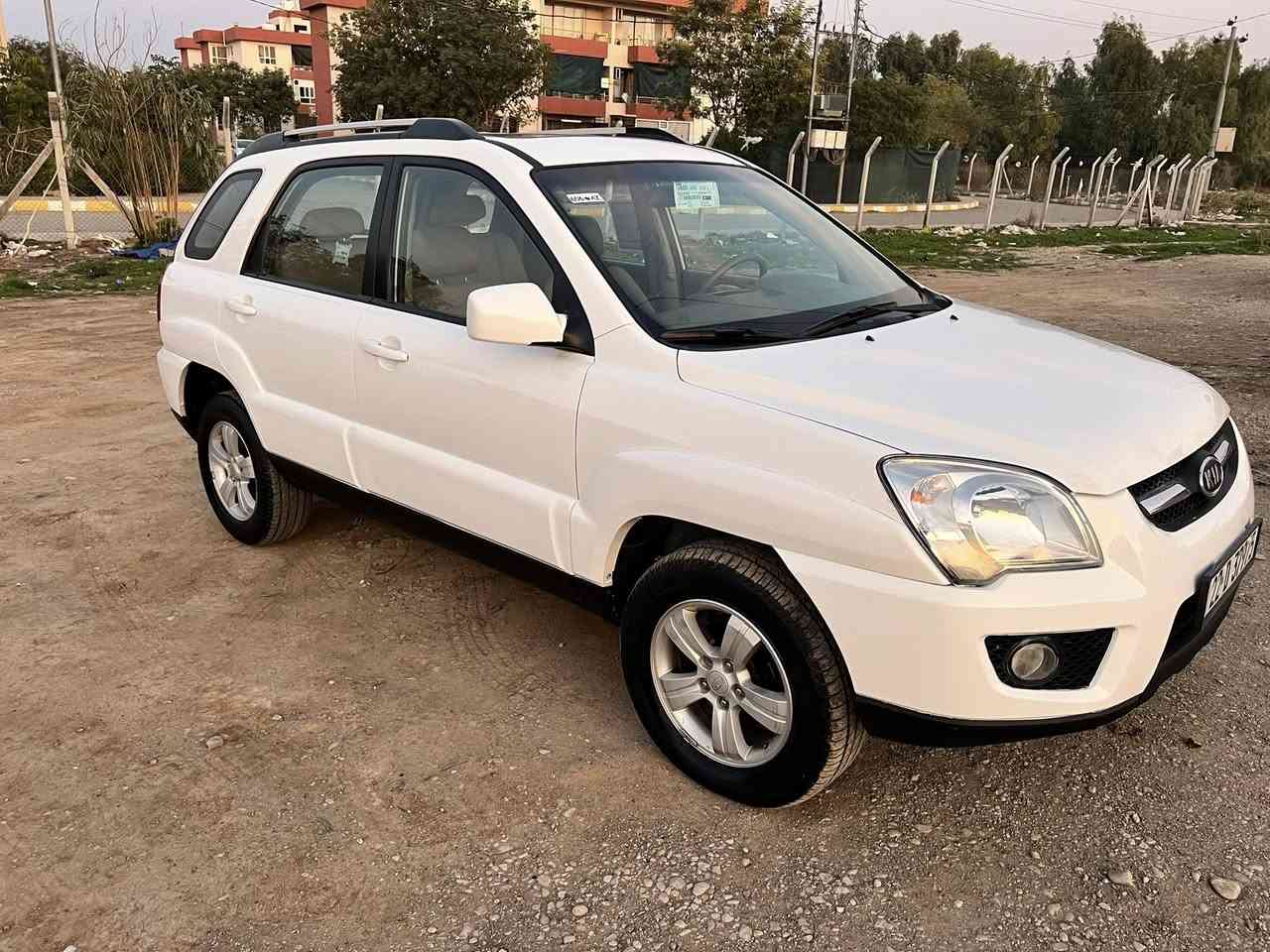 سلام عليكم 
للبيع كيا اسبورتج 2009خليجي 
سياره كفاله عامه 
سنويه و رقم جديد لحد 31 
السعر 126 او بيها مجال السونر مرفق 
العنوان ديالى خانقين 

‭0778 391 8037‬
