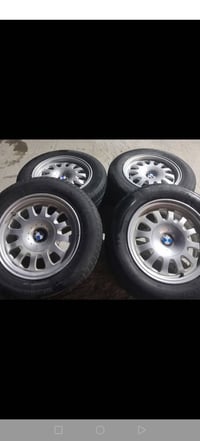 عندي هذا ويل كب بيع تايات  طخم جديد ٠ سعر ٢٠٠ بي مجال 07518094304 ٠٧٨٣...