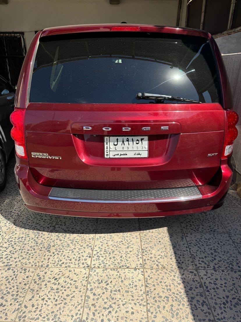 تحيه طيبه السلام عليكم ورحمة
دوج كرفان  2020, 
وارد امريكي صور موضوح صور 
بدون حادث طخه خفيف جاملغ فقط 
بدون صبغ 
فول عده فتحه 
مكينة 6 سلندر 3600
بصمه ابواب 
بصمه تشغيل عن بعد 
شاشه كامره 
تحكم ستيرن 
حساس خلفي 
7 راكب 
كشنات جلد 
مقاعد كهرباء 
الا بواب شفط 
جنطة كهرباء 
تحديد مسار 
قيادة ذاتي 
رادارات 
تدفىه كشنات 
كرسي قلاب 
تبريد 3 قطع 
ويل كب sxT 
وضع الشركة 
ماشي ،60 ميل حقيقي 
كامله مال اي نقص 
مال بيت استخدام بيت  تفيد عائله خطوط جامعات مدارس 
رقم بغداد باسمي تحويل مباشرة سنويا 2027
السعر 17,700  يعني 177, ورقه وبيها مجال 
اي استفسار رقم صاحب السياره 
*********** 
مكان بغداد كراده 
غير متواجد.ع فيس  بيع فقط 
كلش حلو عافيه على ياخذها
