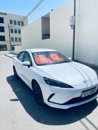 BYD سيل 5  2025 ممشى 10 ألف كفالة عامة بيها رصعة خفيفة  السيارة نظيفة ...