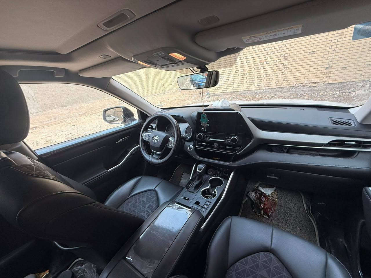 السلام عليكم 
للبيع او المراوس بسعر اقل 
هايلندر ٢٠٢٤ ابيض رقم بغداد شركة ساز بلاك ادشن GLE
ويل اسود مرايا سود
محرك ٢٥٠٠ هايبرد 
للبيع المراوس حسب القناعة 
ماشية٢٠ الف قابل للزيادة  مكفولة 
ضمان ٨ سنوات بطاريه و ٤ سنوات محرك و كير وسنتين صيانه مجانية
اخوان و خصوصا جماعة َمجهول الهوية الي  يعرف بالسيارة وشراي يتصل ويدلل والي معاجبه يجاوز المنشور بلا مشاطر وكلام زايد بالشركة ارخص بالمعارض احسن ومن هاي السوالف 
علق بكلام محترم نترحم على والديك
***********  واتساب أو اتصال
