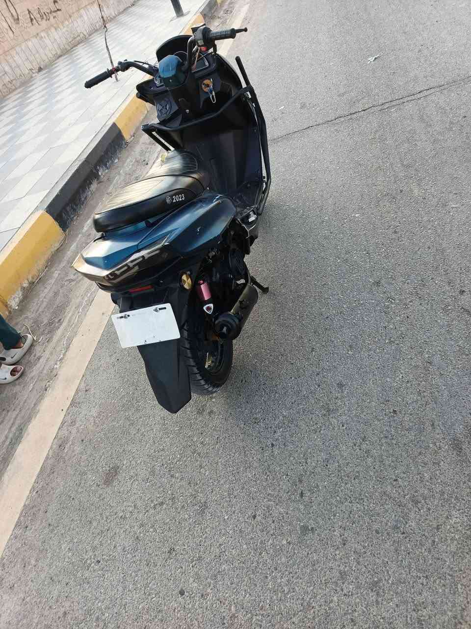 دراجه للبيع سترونك 23 كفاله عامه محرك ما مفتوح لاتنقيص لاتبخي كهربائية شغاله كيجات من كلشي دشبول اكتروني ماماشيه هواي ستان حساس سعر 475وبيه مجال مكان ناصريه قلعه سكر لاستفسار ***********/‏‪***********‬‏
