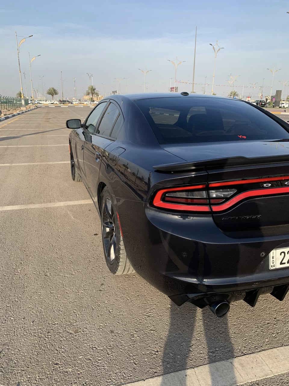 سلام عليكم 
جارجر موديل ٢٠١٨ 
محرك ٣٦٠٠
حادثه قطعتين بدون دواخل
ماشيه ١٢٧ ألف 
سياره من كلشي جاهزه 
مكينه كير كفاله مواصفات شاشه كبيره تحكم ستيرن تبريد شغال قطعتين ويل ٢٠ تخم تاير  رقم أربيل مداور أو وكاله مكان سياره كربلاء رقم موبايل *********** سعرها ١٨٥وبيه مجال قليل
