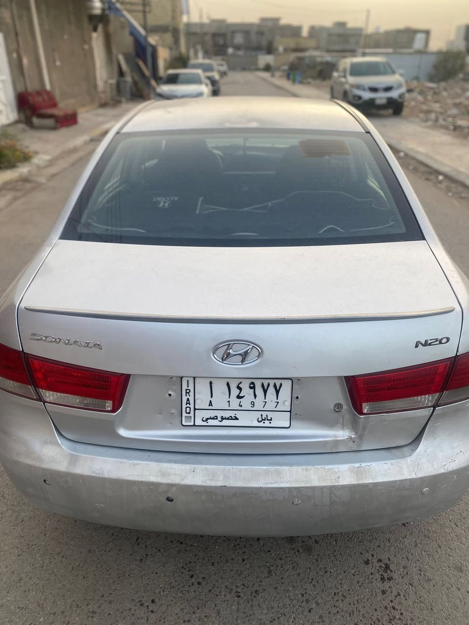 سوناتا 2008
وارد كوري 
رقم بابل بسمي
صبغ قطعتين وبيهه طخات بسيطة مصابغة شوفت عيونك 
لون سلفر
محرك 2000اقتصادية 
4 سلندر
كشن كهرباء
ويل حجم 17
محرك صدر تبريد كفاله
مكاني كربلاء 
السعر95 وييهه مجال حك الجية ***********
