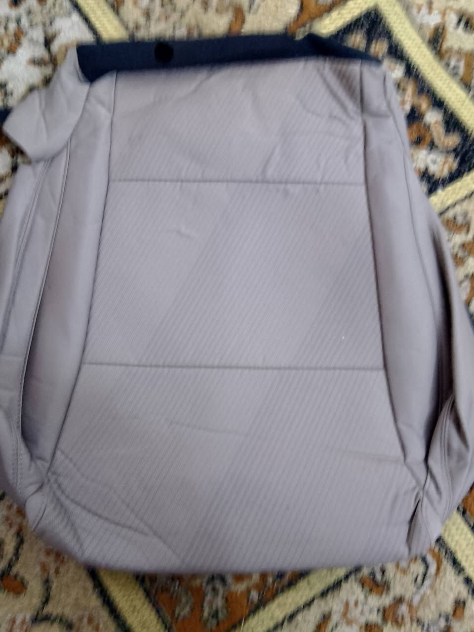 السلام عليكم غلاف كشنات الاصليه مال توسان نضيفه لا شك ولا اي شي مكان بغداد ***********
