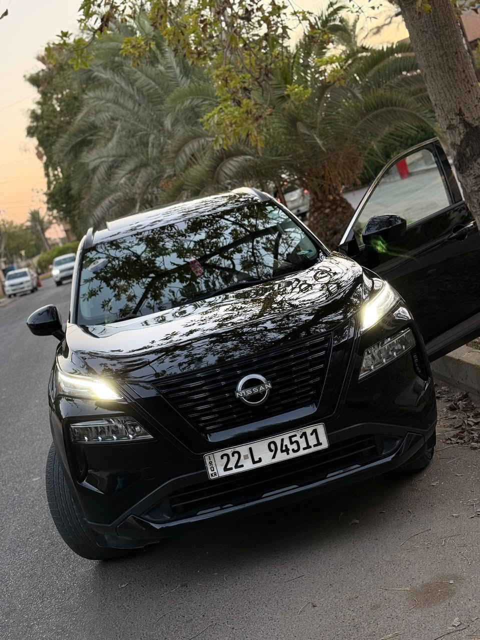 نيسان روج 2023 midnight
ماشية 40 الف 
بدون صبغ وبدون ايرباك 
بارد جاملغ خلفي
مكاني بغداد الدورة 
*********** 
سعرها 168 وبي مجال
