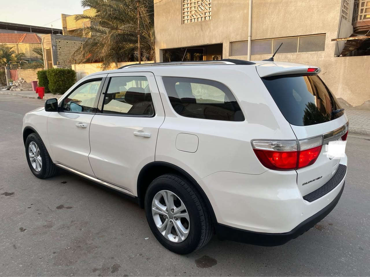 السلام عليكم دوج دورنكو 2011 رقم بصره للبيع السياره كفاله من الضربه بيه مكانات صبغ محرك كير تبريد كله بلشرط السعر 173 رقم الهاتف *********** مكان السياره البصرة البصرة, العراق
