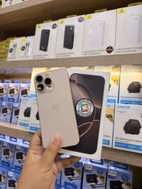 ايفون 16 برو ماكس • ٢٥٦ • بطارية ١٠٠٪