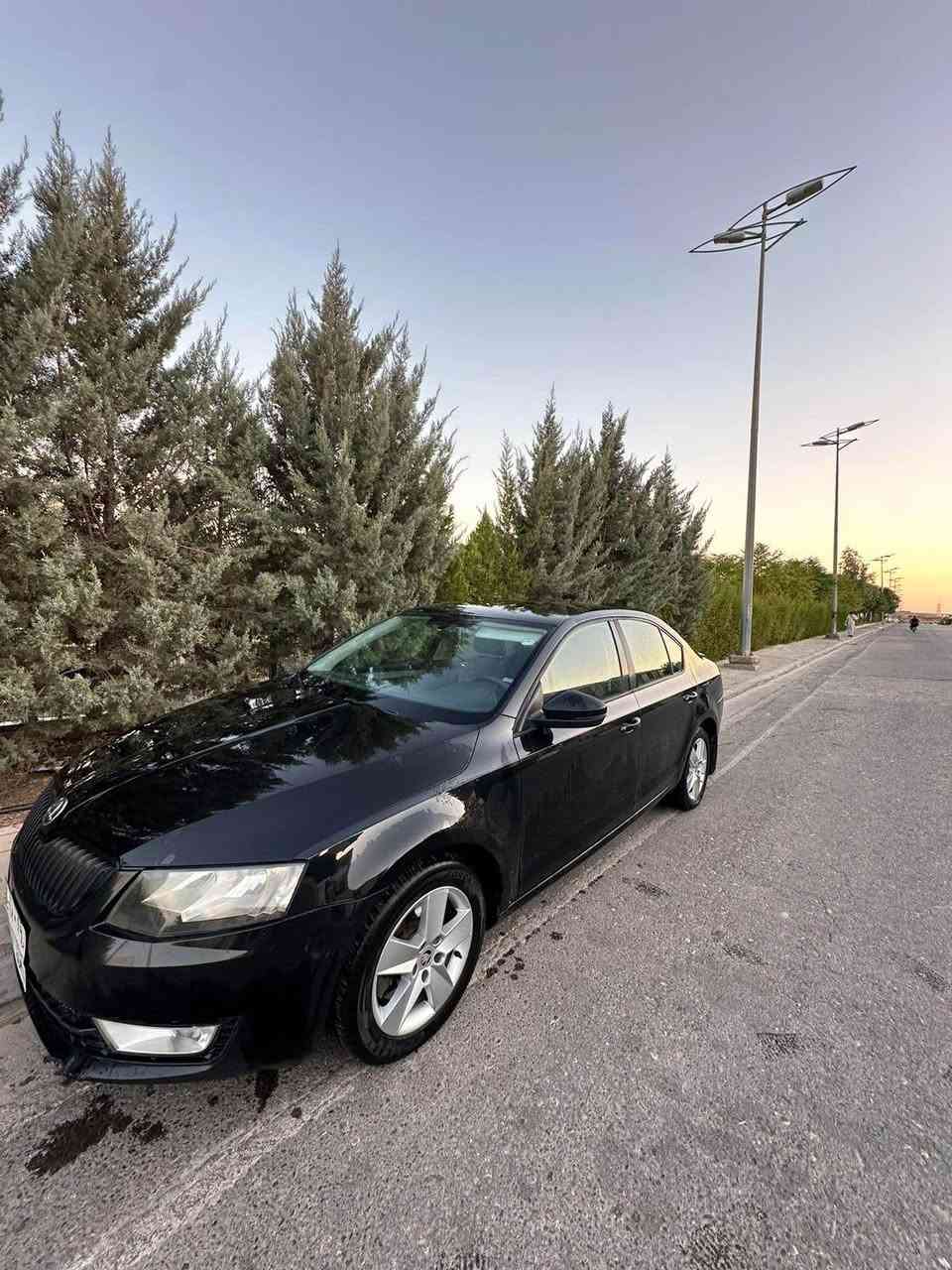 سكودا اوكتافيا 2014  فول بدون فتحه استلام شركة اربيل 
دبل سويج وبقية مواصفتها المعروفة
بلادي بدون صبغ.
بيها شبر بارد  واضح بالصوره 
رقم شمالي وغرامات صافية
محرك 18 توربو 
كير 7 نمره DSG
مكانها اربيل بدون غرامات و رقم جديد 
السعر. 98 قفل
للأستفسار ***********
*********** أربيل, العراق
