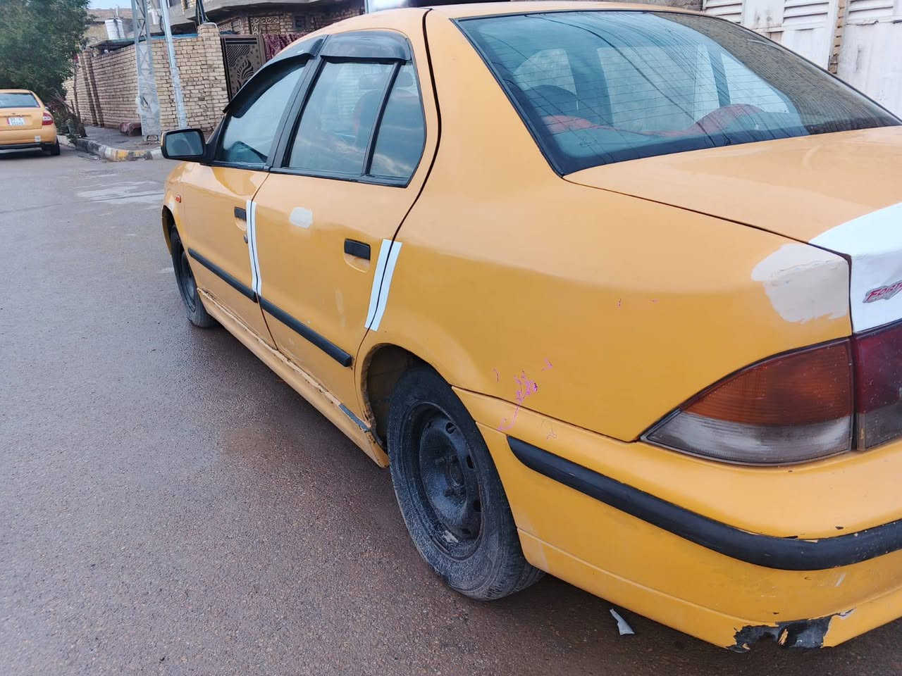 سمند موديل 2010 كير ومكينه وتخم تاير وتبريد شغال سعرها 25 سنويتها  ٣٠ مكلف بالنشر  مكان السياره مركز مدينه الكوت 
***********
