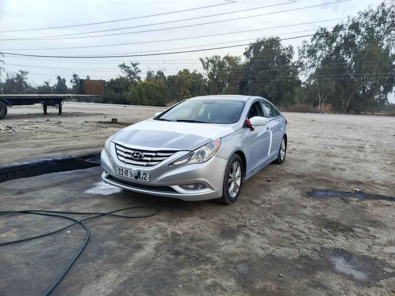 سلام عليكم
سوناتا وارد امريكي محرك 2400 
فول مواصفات 

1-شاشه

2-كامره خلفيه

3-فتحة سقف 

4-تشغيل بصمه

5-كشنات كهرباء

ضررها جاملغ المامي 

سياره حلوهه كلش

السعر خاص والشراي بي خير ويدلل

رقم الهاتف(***********) 
(***********)
