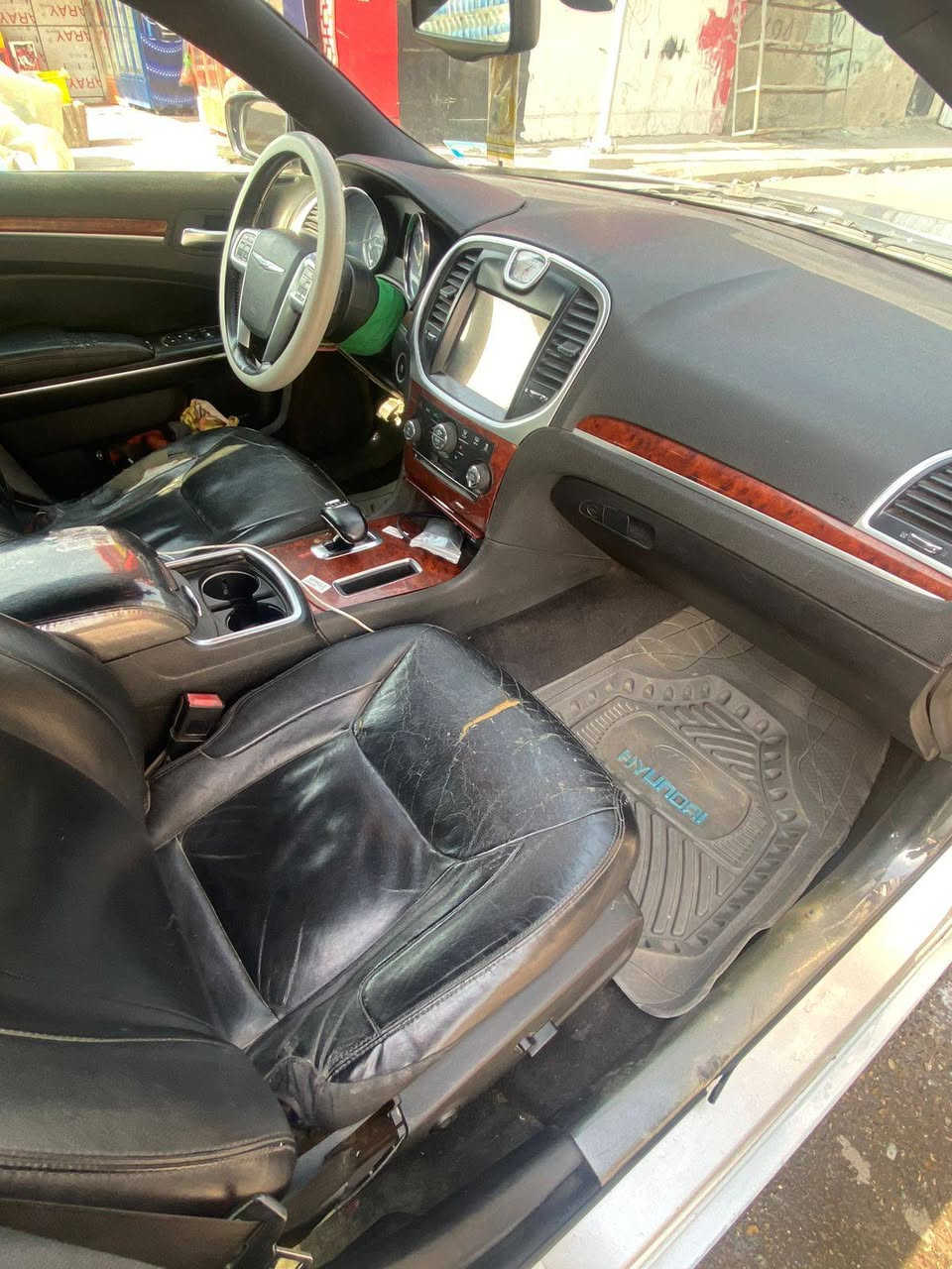 سلام عليكم اخوتي 
بيع سريع اخو البلاش سياره نضيفه ومرتبه 
اوباما 2012
رقم شمالي اربيل الجديد 
ضرر جاملغ وبونيد 
شرط التحويل 
مكان سياره بغداد 
اني مكلف بلنشر 
رقم الهاتف / *********** كركوك, العراق
