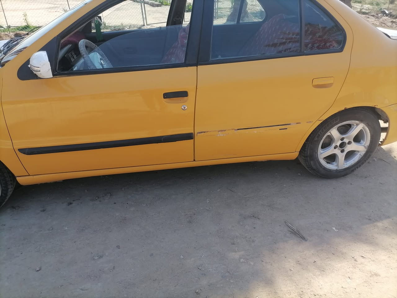 سمند 2011 رقم انكليزي بسميه مصفره هيه وغرامات مكاني سوك الشيوخ الكرمه لسعر 24 وبيه مجال حك الجيه ***********
