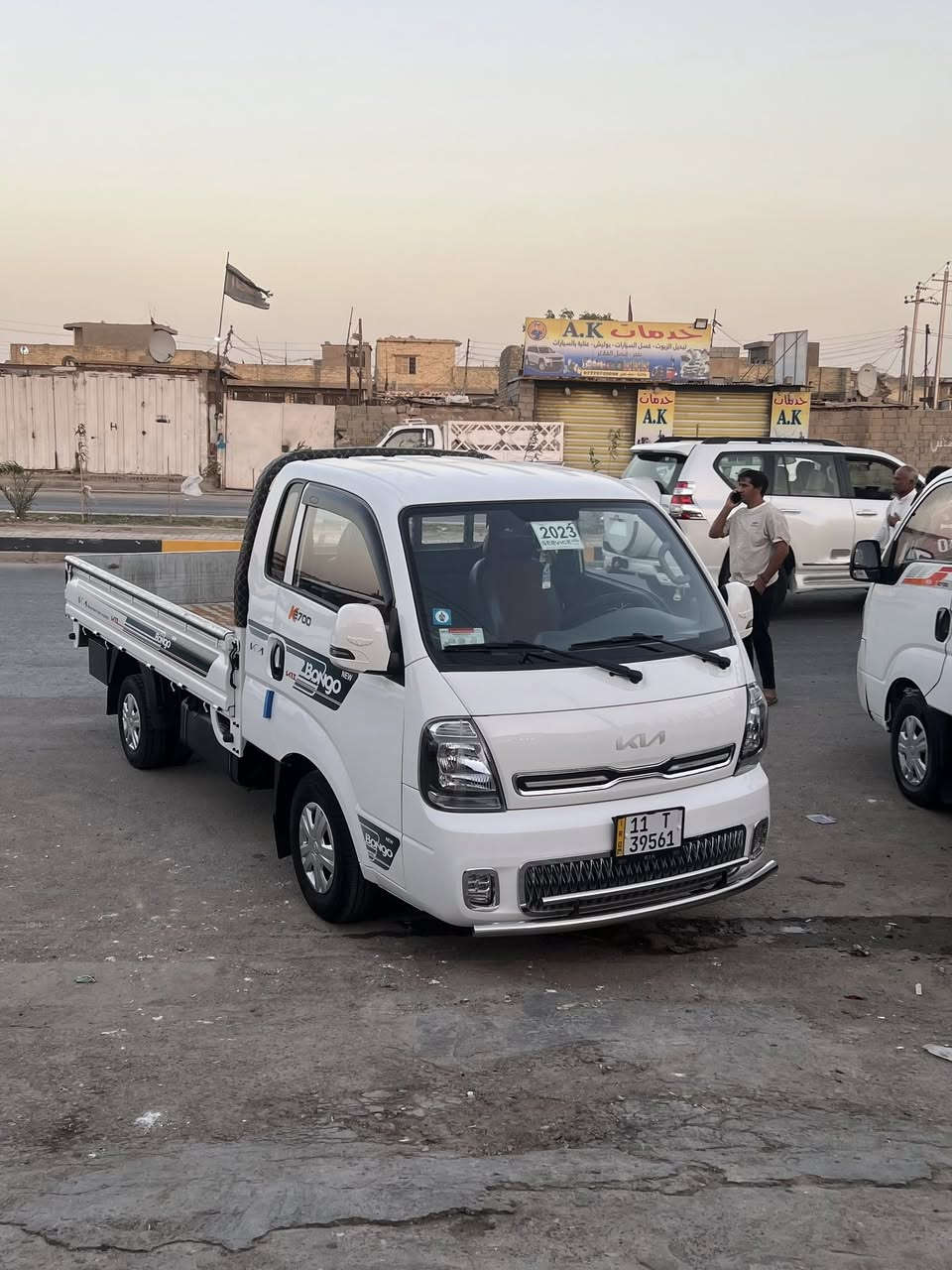 سلام عليكم كياه حمل البيع موديل 23 سياره مكفوله سياره توه صاعده هزه شرط تحولي ثاني يوم سياره ماشيه 96 سعر 150 رقم الهاتف ***********
