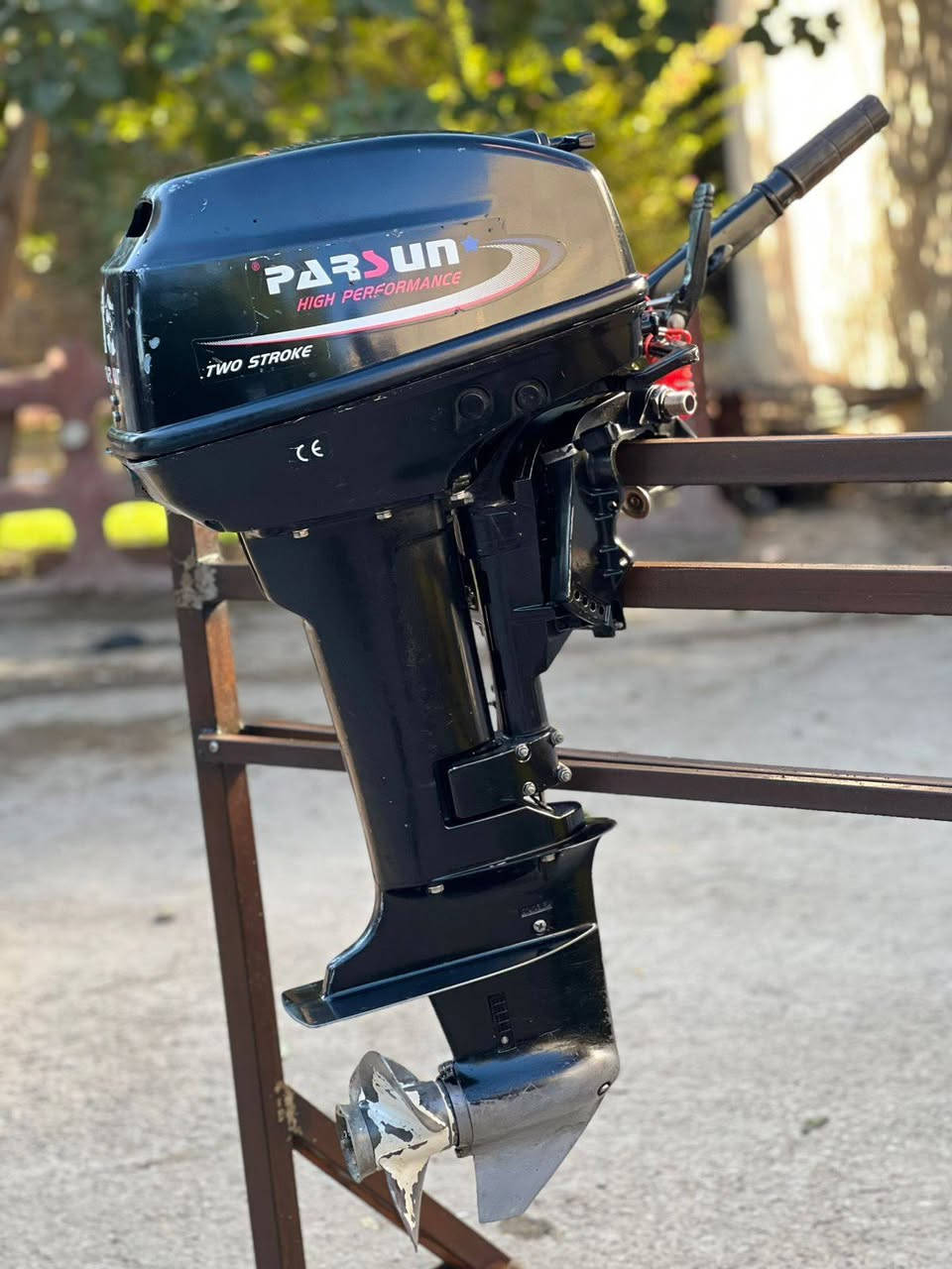 15 بيرسن مفتوح محرك اول مره بولبرن فقط
مكينه نظافتها تسولف 
سعرها 550 مع التوصيل 
***********
***********
