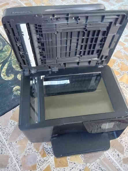 السلام عليكم من رخصت مدير الكروب طابعه وستنساخ باله نضيفه كلش للبيع المكان البصرة  الاصمعي ***********
