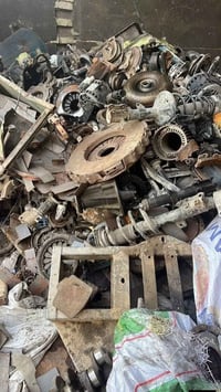 اشتري انواع السكراب كميه كبيره سبالت مكيفات كبلات فافون حديد سكراب  بن...