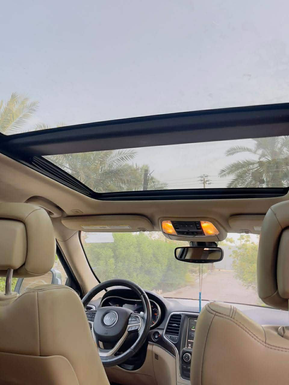 للبيع
جيب كراند شيروكي
موديل 2017
وارد امريكي كلين تايتل
كفاله عامه ضربه وصبغ وبارد 
رقم بصرة بأسمي
جاهزة للاخير 
مواصفات لمتد فول للاخير
السعر 250$ قابل للتفاوض حك الجية
جاهزة للاخير 
*********** اتصل
