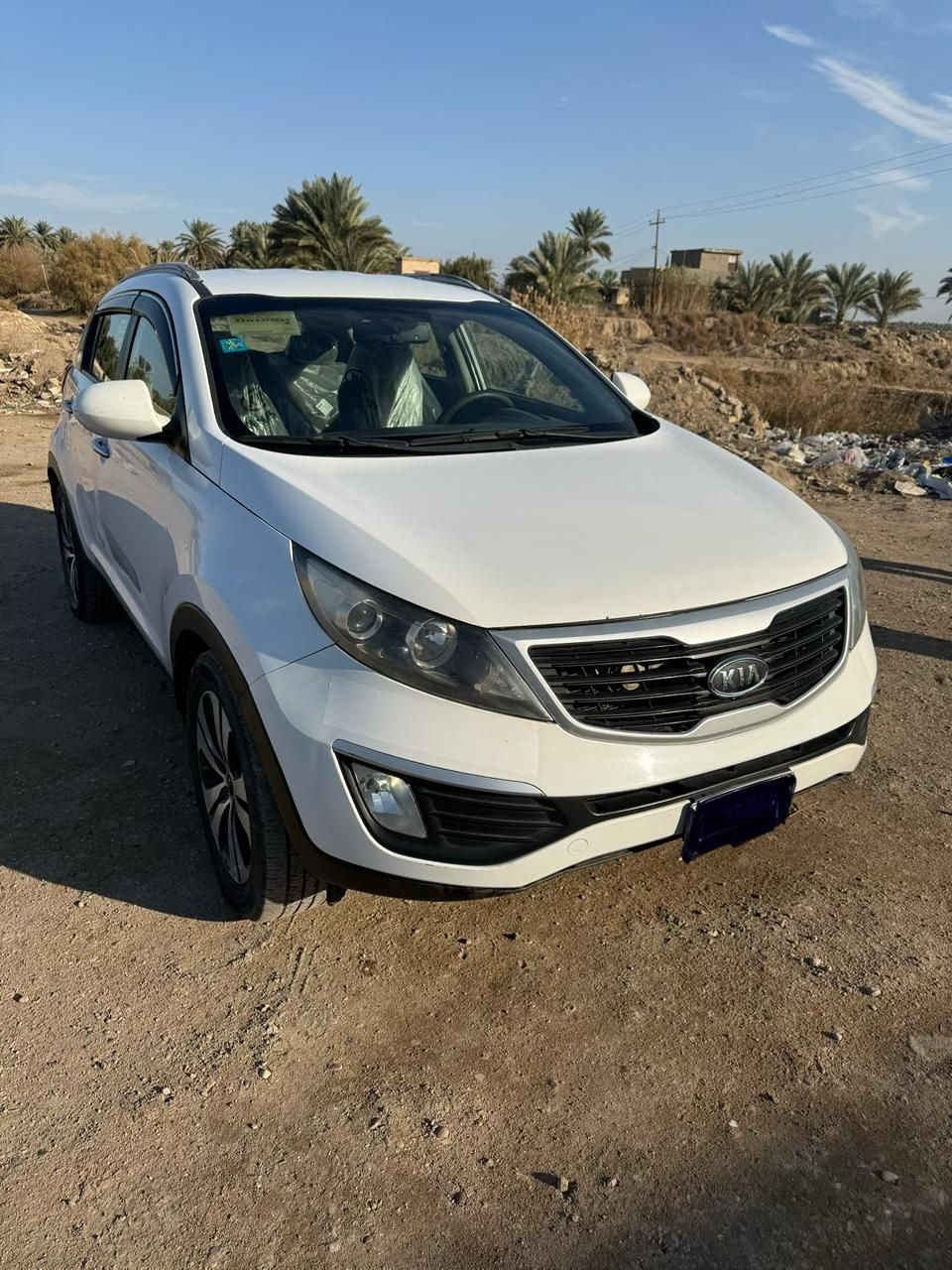 السلام عليكم 
سبورتج 2012 خليجي 
رقم بغداد تحويل مباشر 
مكفوله كفاله عامه من قطره صبغ 
وتبديل بيه بارد كد ٤ اصابع بقبق الجنطه 
مكينه 2400 دوش مكينه ما مفتوحه 
شاشه تحكم استيرن جهتين 
ماشيه ١٧٠ حقيقي 
جاهزه كير مكينه حداديه تخم تاير تبريد كله ابشرط 
السعر ١٣٨  
اي استفسار اني حاضر *********** بيع فقط
