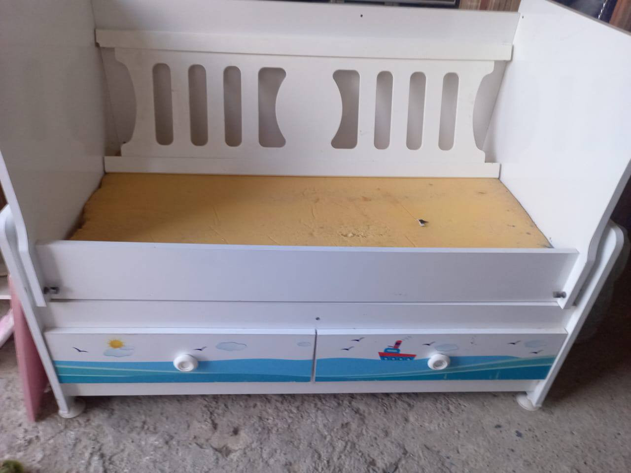 اغراض نضيفة للبيع عنواني كركوك اشتري وابيع اي حاجة منزلية تصل***********
