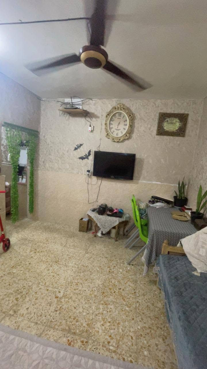 بيت زراعي سند ٢٥ الشعب شارع الصحة ٥٠م سعره ٤٠  ***********
