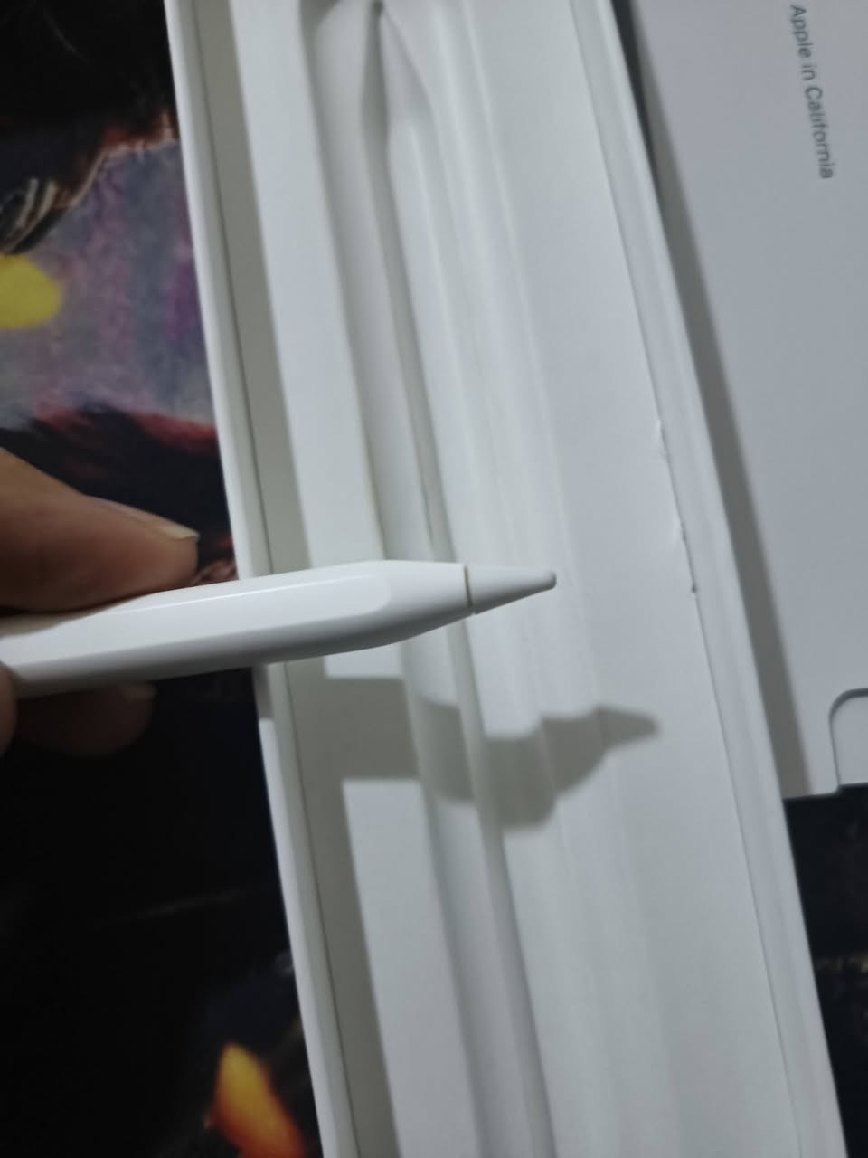 قلم أبل الجيل الثاني أصلي للبيع
السلام عليكم اخوان عندي قلم أبل للبيع بسعر ٨٥ ألف بس ملاحظة بسيطة البن البلاستيك بيها عواج شوية فيرادلها تبديل وهاي سعرها ما يتجاوز ألفين دينار ومع ذلك فهو يشتغل بشكل طبيعي . 
. 
الشراي يدخل خاص أو يتصل على *********** وكذلك بيه واتس
