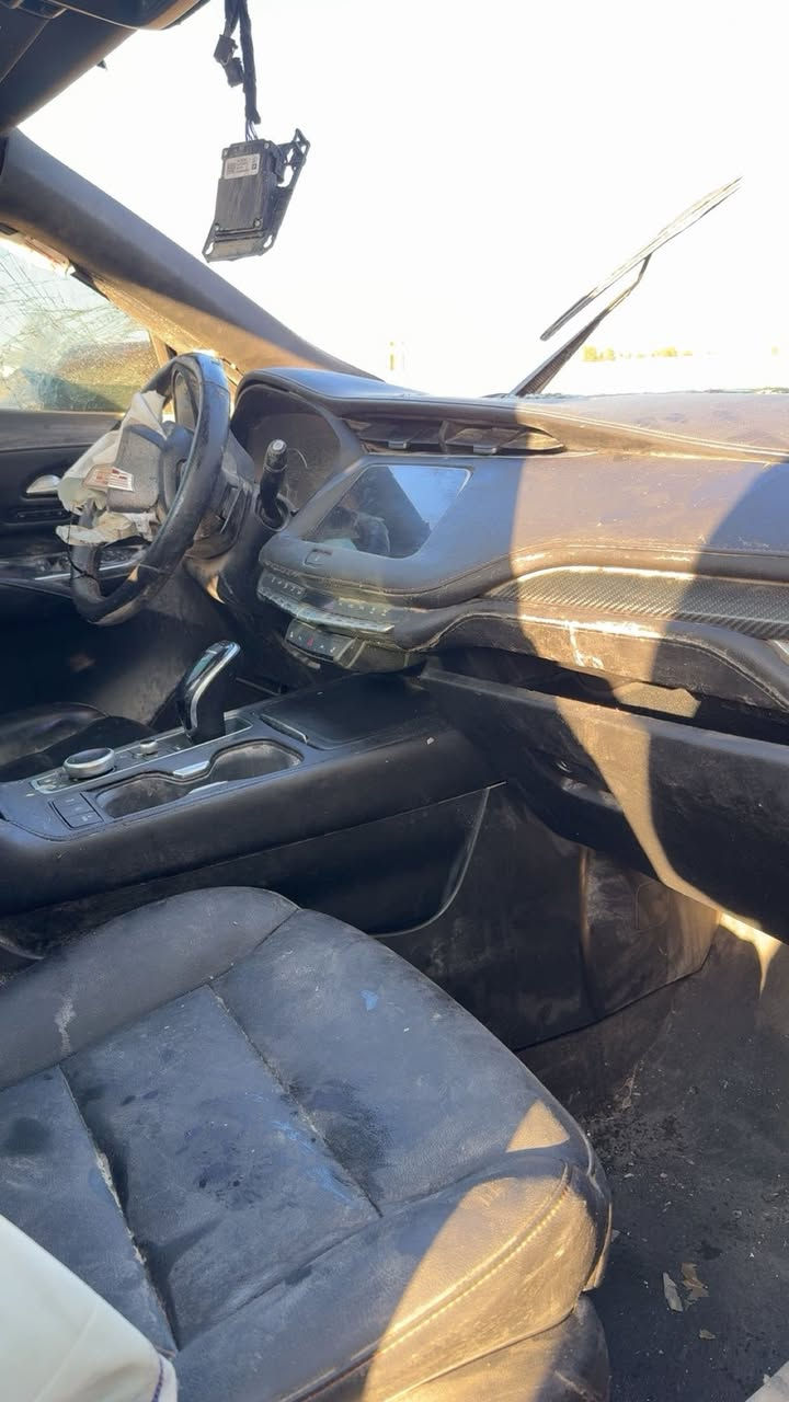 كديلاك xt4 
موديل 2023 
على حادثه ابيعه 
السياره موجوده بغداد 
مواصفات اعله فئه 
بيع او مراوس 
اتصال فقط او واتساب
***********
