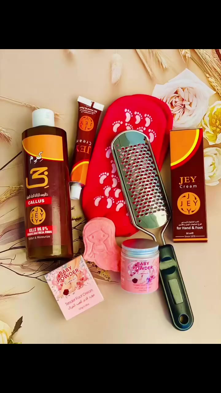 بنااات وفرتلجن هذا العرض 
تعبتي من التشققات والخشونة؟ بعد اليوم لا تحاتين 💕
هذا الباك يوفرلج عناية متكاملة 

💗 يزيل الجلد الميت والكالو بسرعة
💗 ينعم القدمين ويخليهم مثل الحرير
💗 يرطب بعمق 

الباك يحتوي على:
🧴 كالوس إزالة الجلد الميت
🧴 كريم ترطيب لليدين والقدمين
🧂 مورد للقدم كعب الغزال
🧼 املاح عناية
🧦 جواريب جل
🪒 مبرد احترافي

من أول استعمال راح تلاحظين الفرق 😍
توصيل مافة المحافظات ٥ الاف
#اكسبلور


**إذا كنت صاحب هذا الإعلان وتريد حذفه لأي سبب، رجاءا أرسل رسالة إلى الدعم الفني**
