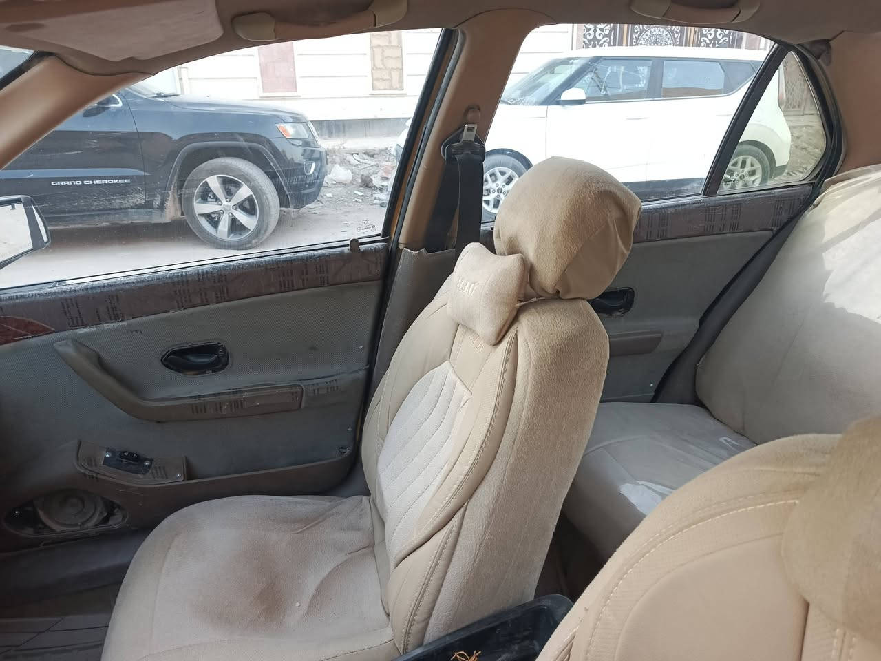 سمند ٢٠١١ اجره نظافه وسط بيها تبخير السياره جاهزه للشغل السعر ١٦ ورقه للاستفسار اتصل على الرقم *********** ابو احمد
