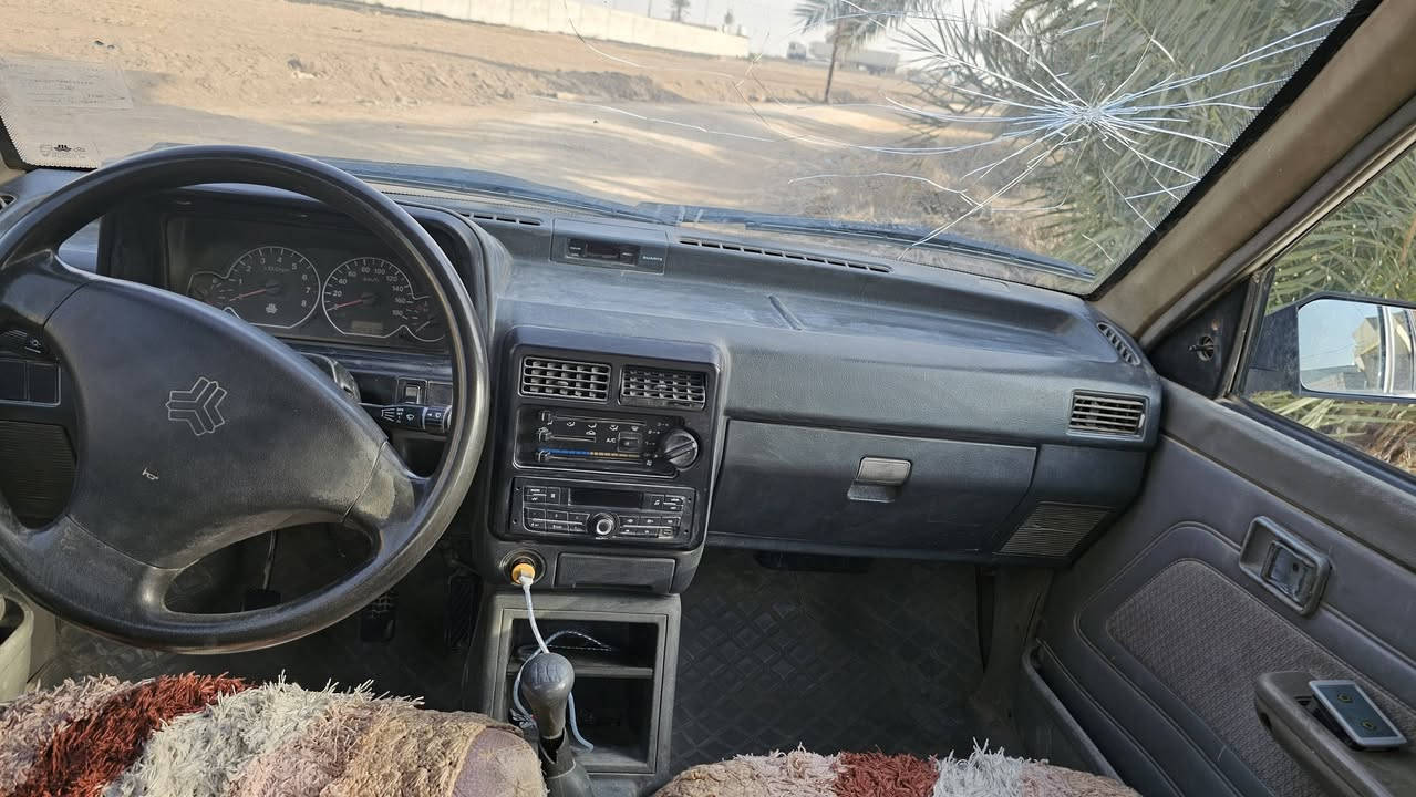 السلام عليكم
مكلف بالنشر سايبا مديل ٢٠١١ مكفولة للبيع 
رقم صاحب السيارة 
***********
***********
