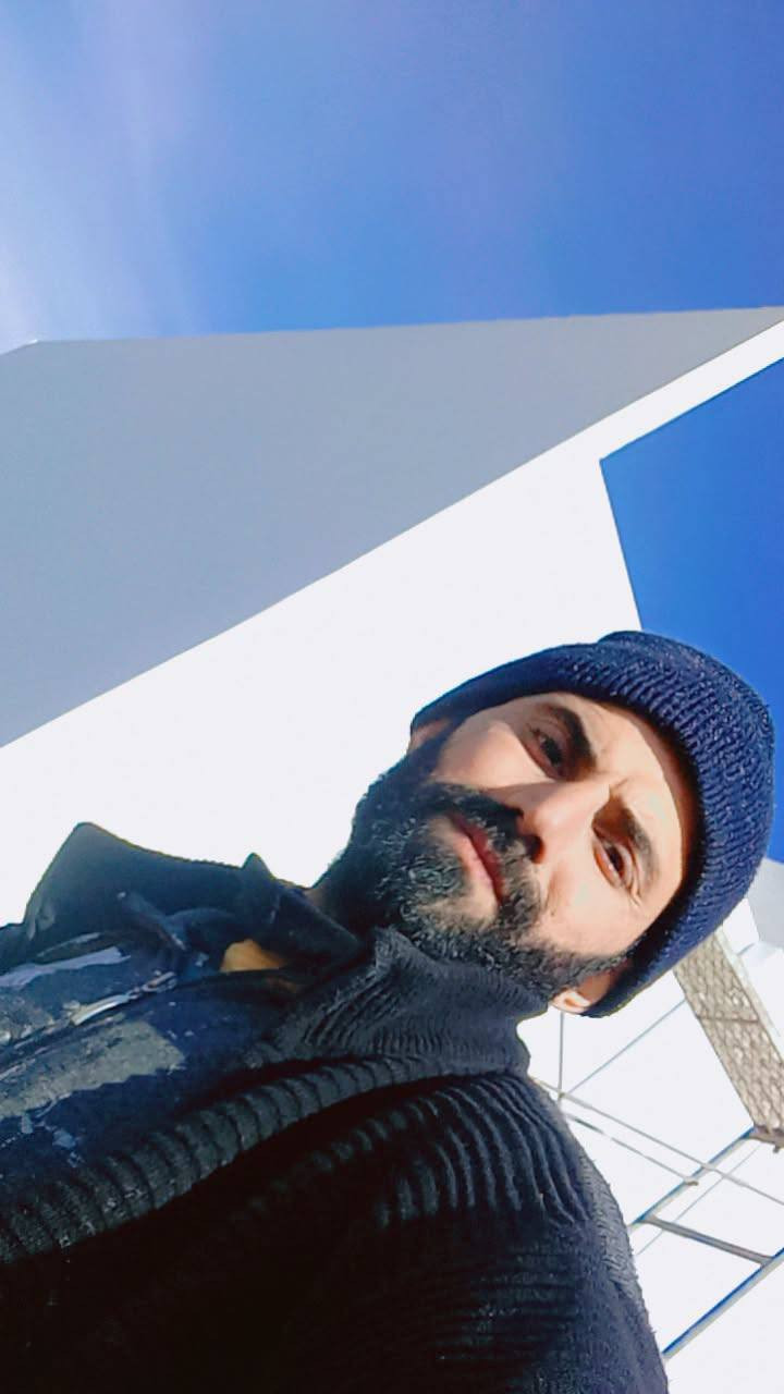 عملي صبغ جدار واجهات بكل محافظات شغل درجه اوله  تصليح  اخوكم خادمكم من ديالى  اكرم  عنده ستفسار يتصل لو يجي خاص بل خدمه واتساب ***********
